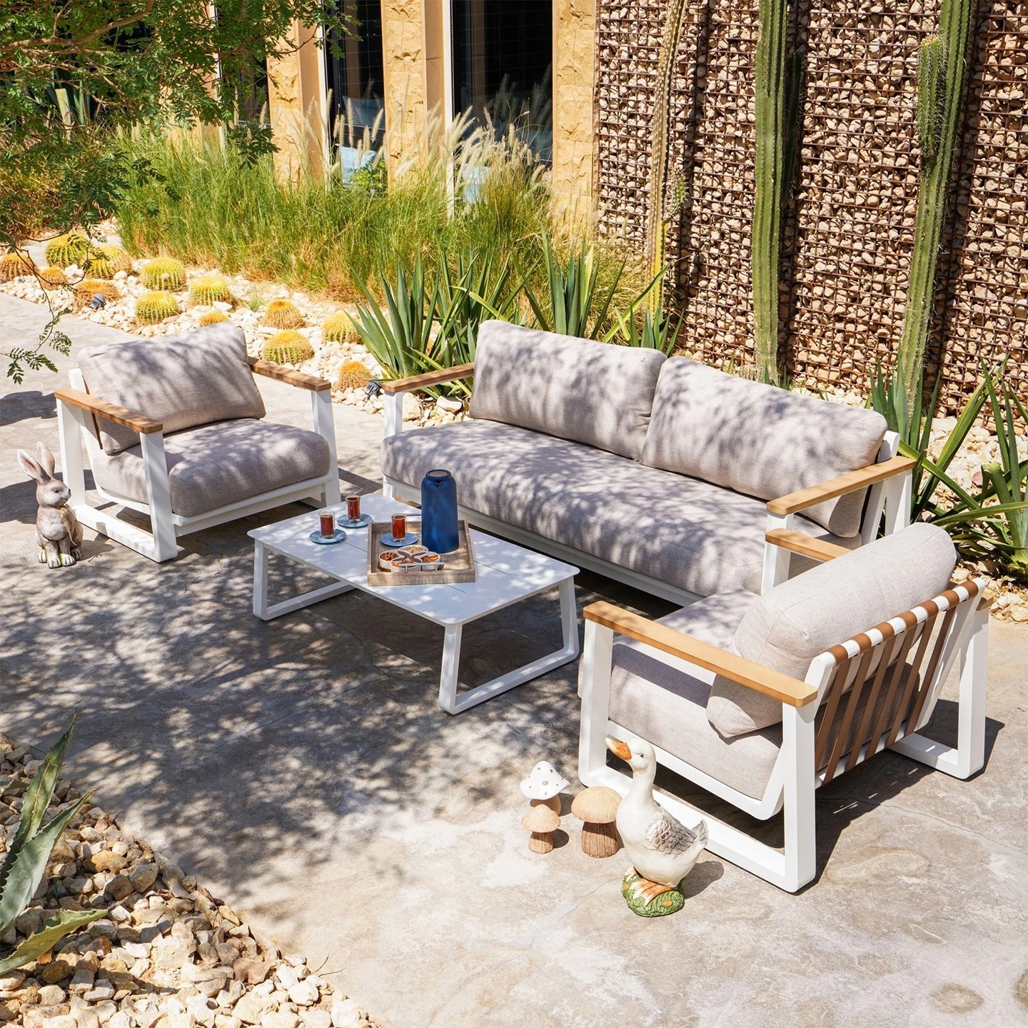 Outdoor Sofa Tea Table Combination Courtyard Garden Hotel Outdoor Leisure Outdoor Aluminum Alloy Furniture